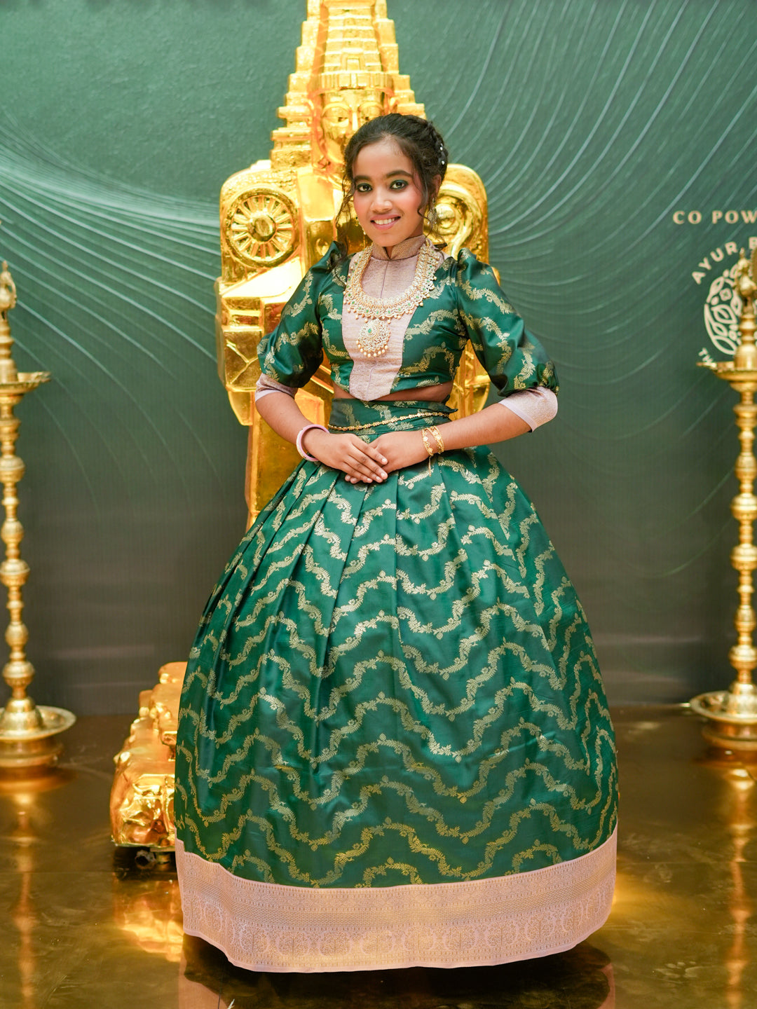 Thaamiraa R